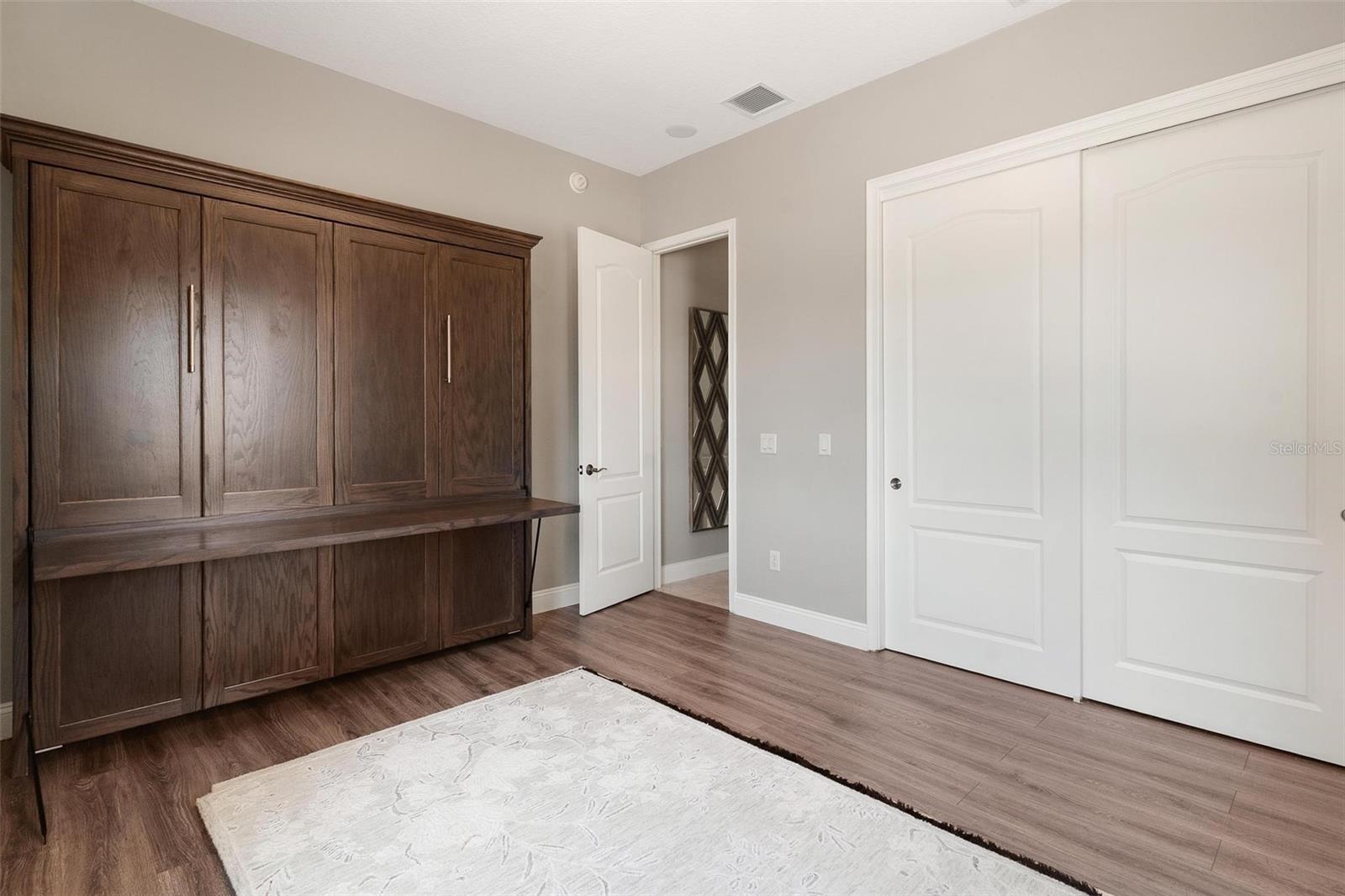 HARBOR HILLS - Residential