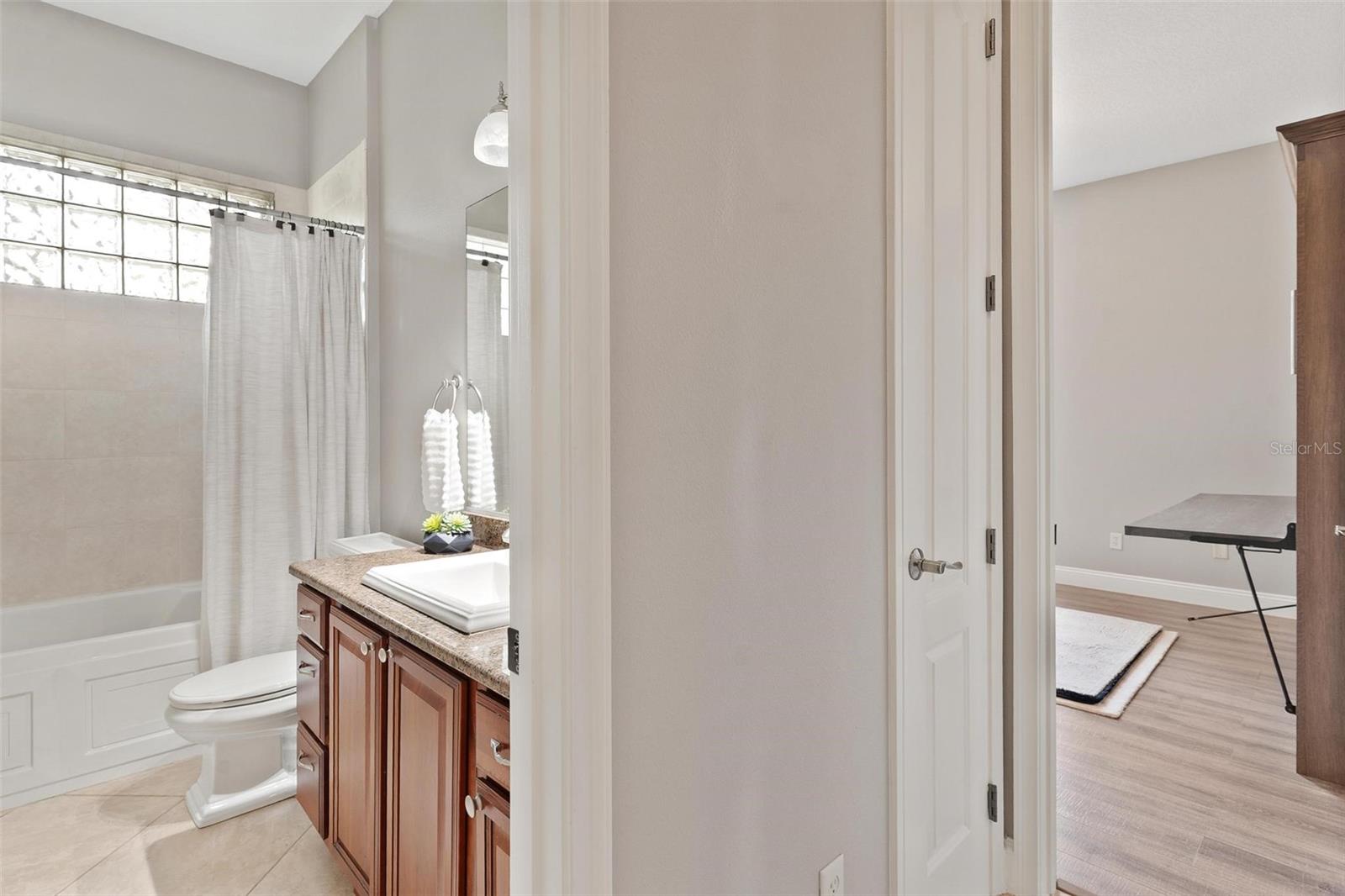HARBOR HILLS - Residential