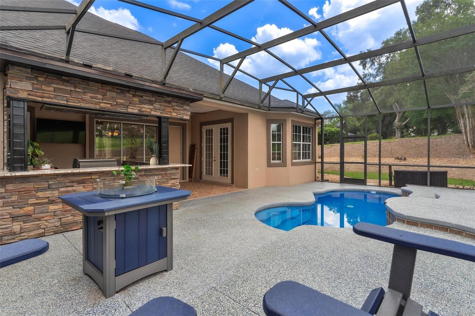 HARBOR HILLS - Residential