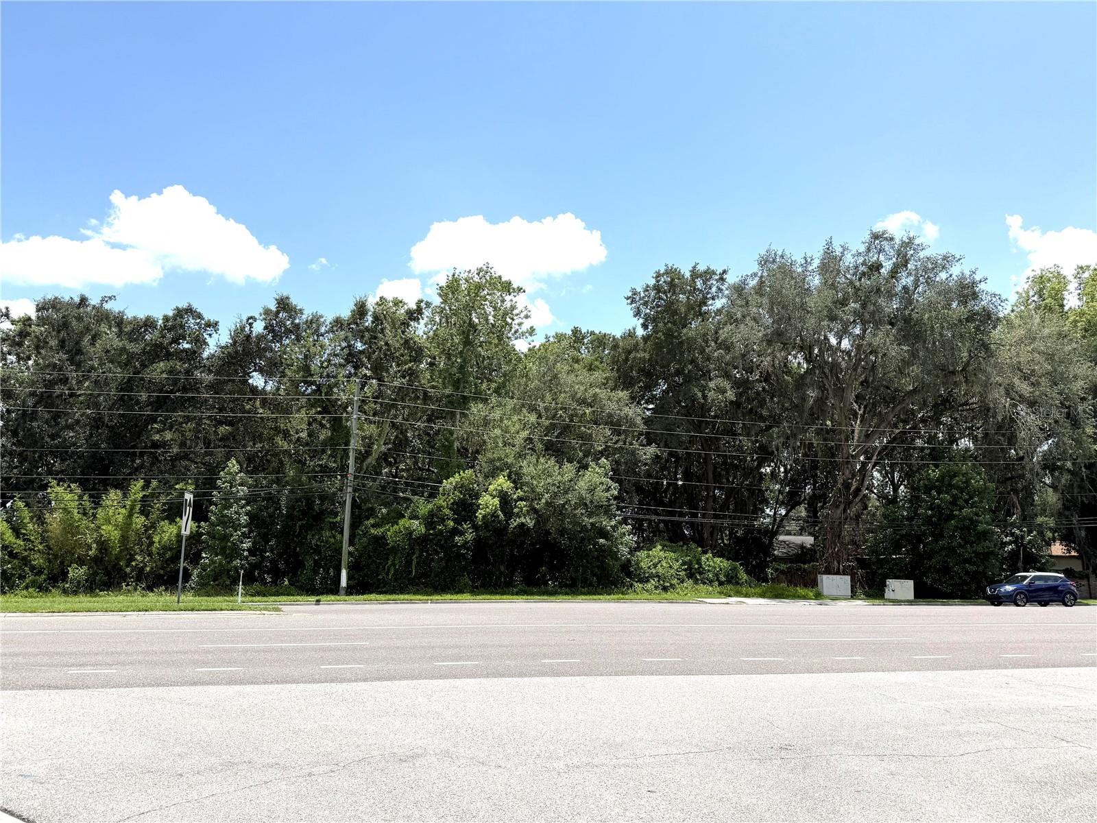 High and dry parcel at a prime location. Almost 1.5 Acres. Already has been re-zoned to R-2. Suitable for development of 7 single family detached homes! A rare opportunity. Close to the new Oasis Reserve by KB homes subdivision. Off of Curry ford Rd close to Goldenrod Rd. Ideally Located close to downtown, Airport, UCF, and Valencia college. CAD shows ALL HIGH and DRY. Ideal for a developer who needs a lot ready to build.