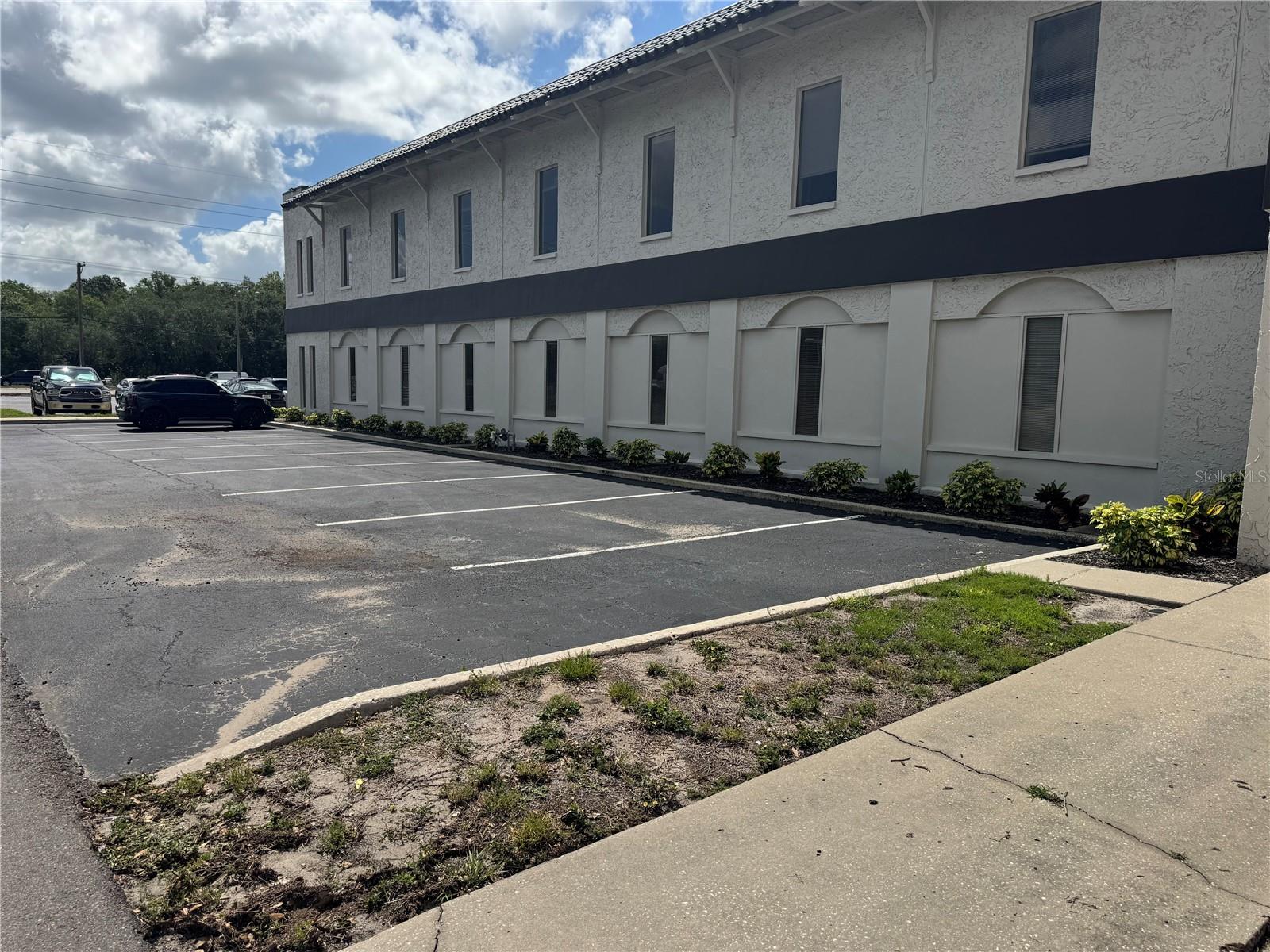 UNPLATTED - Commercial Lease