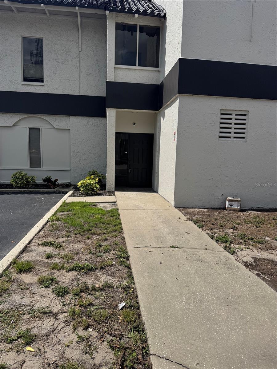 UNPLATTED - Commercial Lease