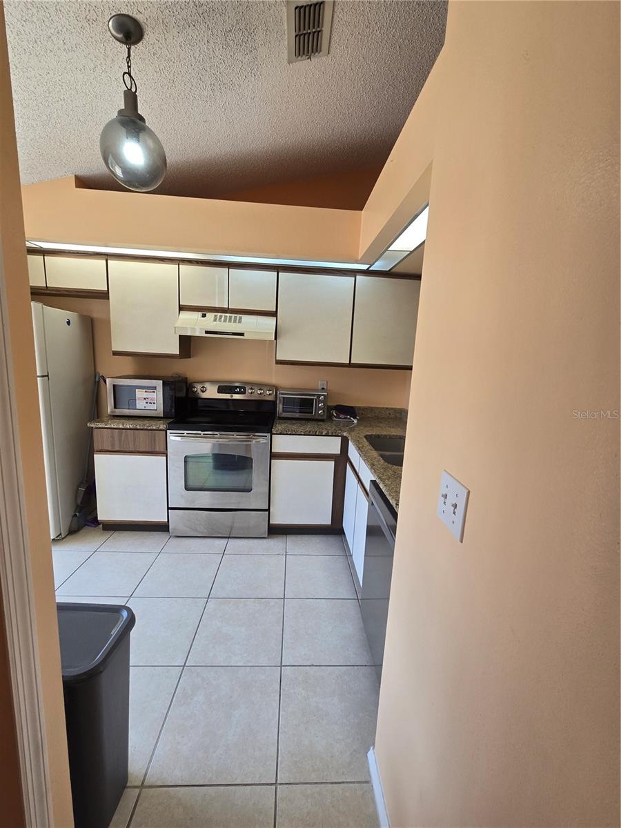 RAINTREE PARK PH 2 - Residential Lease