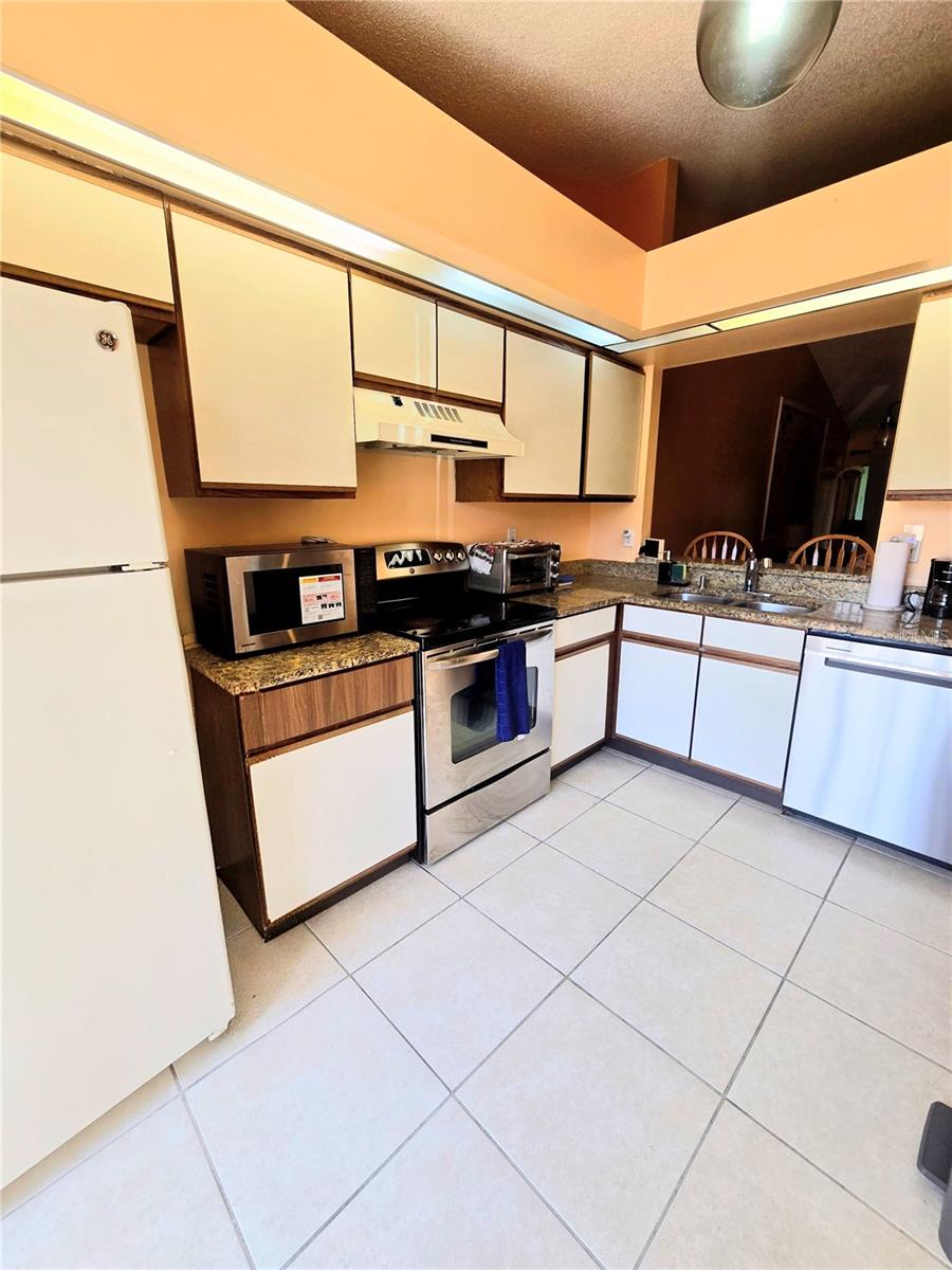 RAINTREE PARK PH 2 - Residential Lease