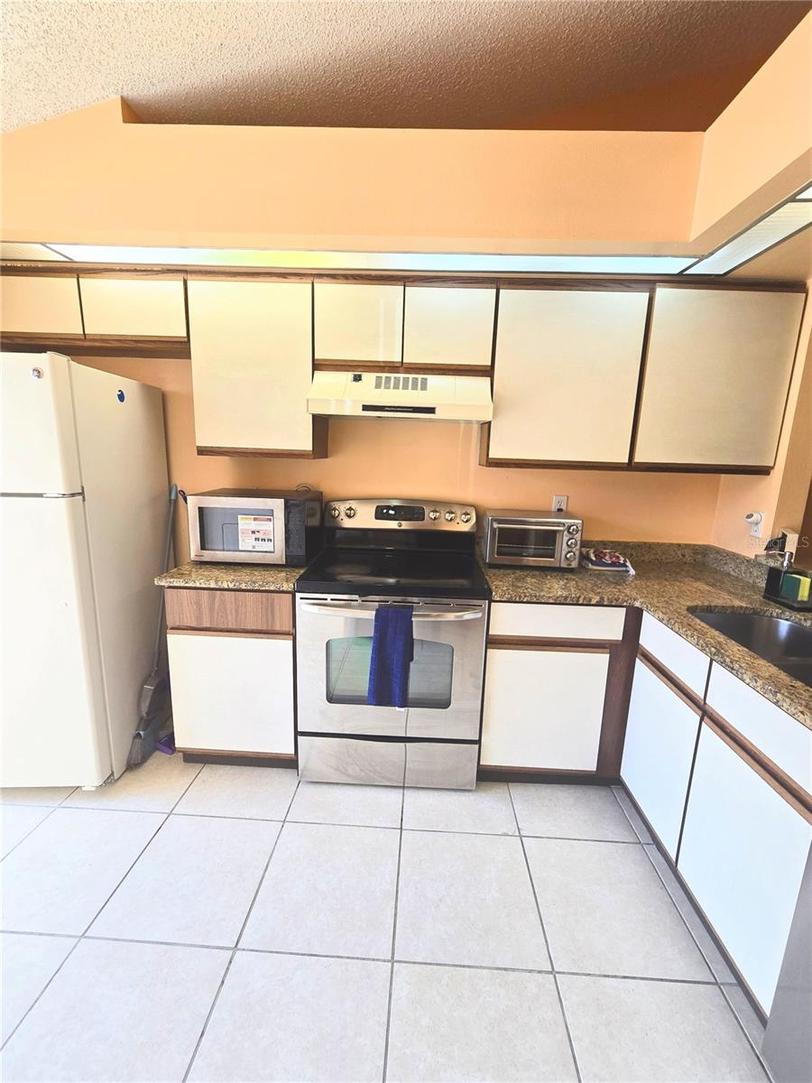 RAINTREE PARK PH 2 - Residential Lease