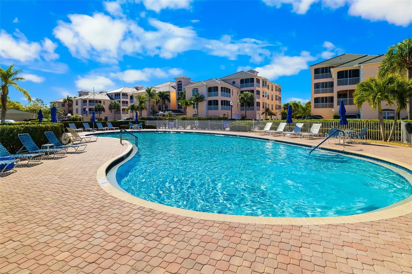 COURTYARDS AT GONDOLA PARK - Residential