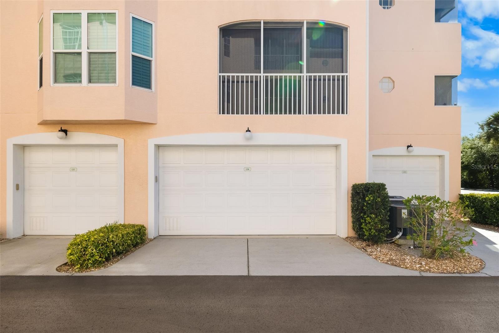 COURTYARDS AT GONDOLA PARK - Residential