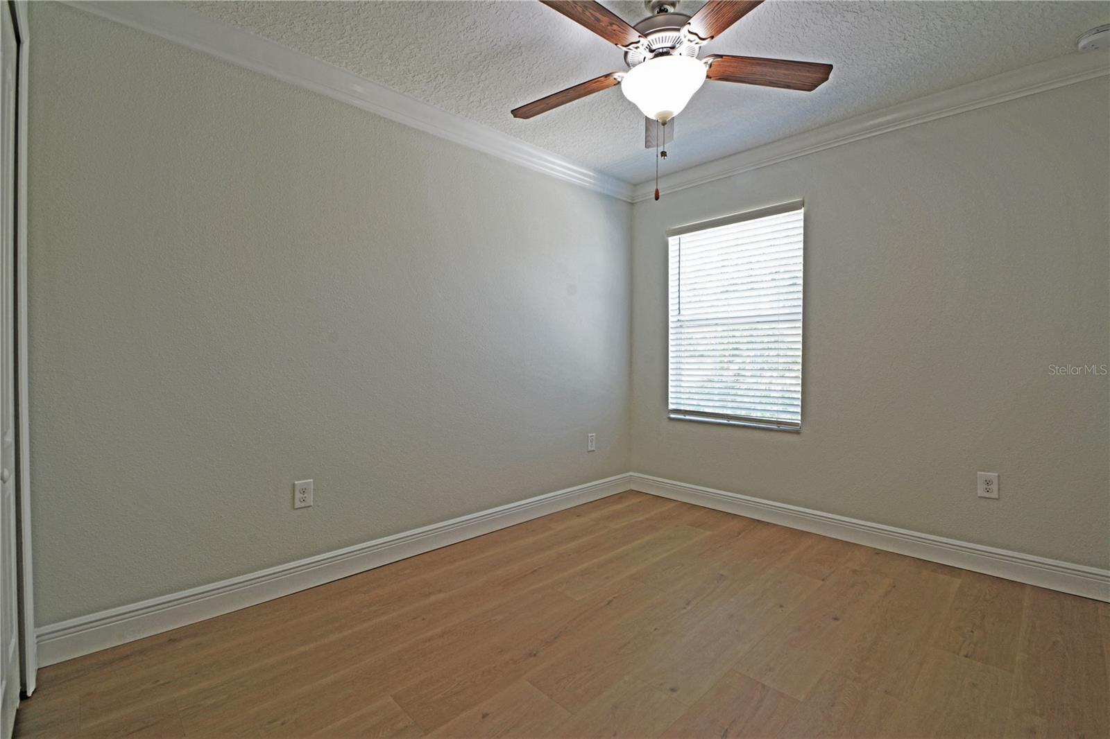 VERANDAH TWNHMS - Residential Lease