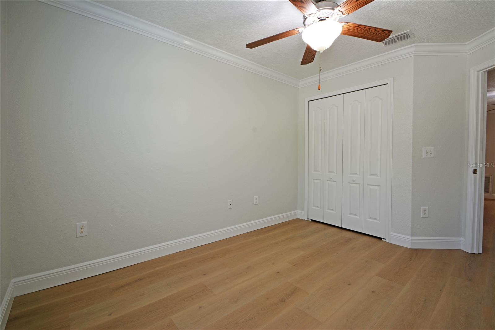 VERANDAH TWNHMS - Residential Lease