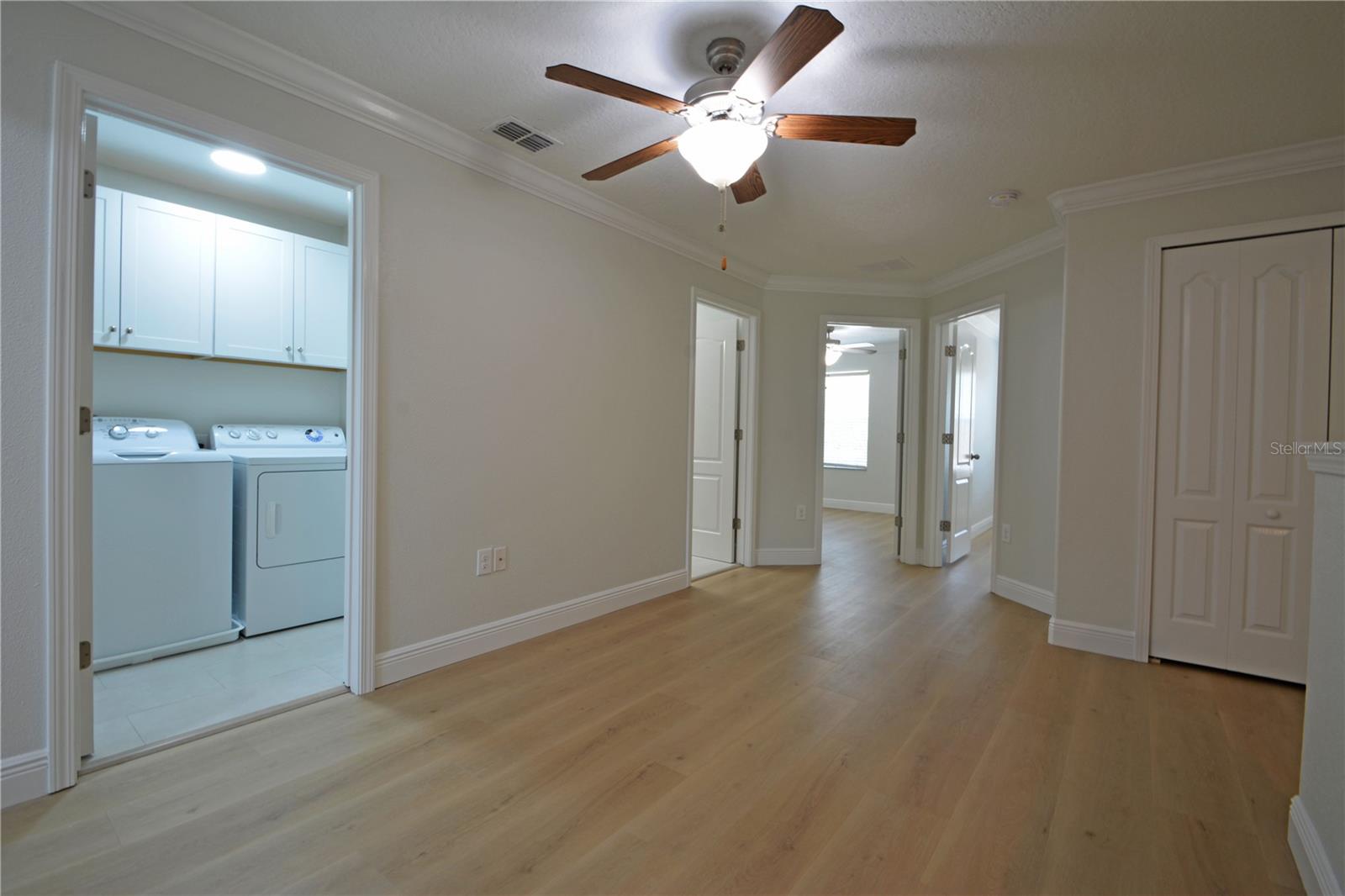 VERANDAH TWNHMS - Residential Lease