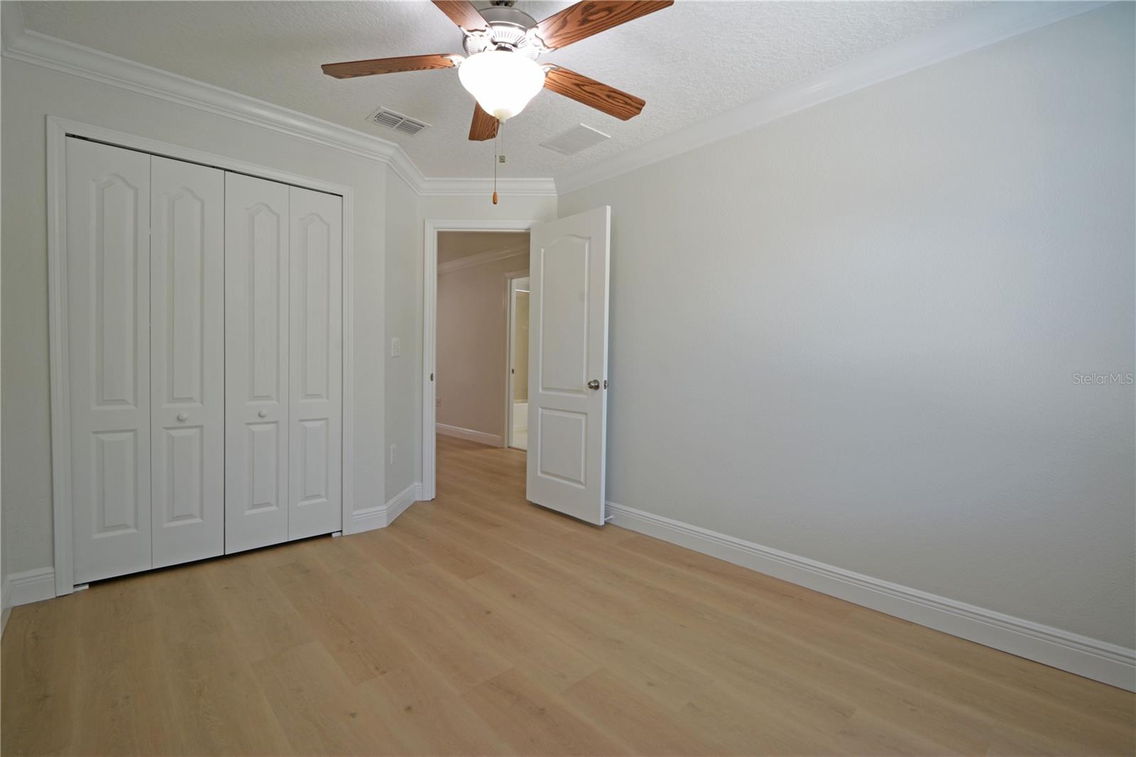 VERANDAH TWNHMS - Residential Lease