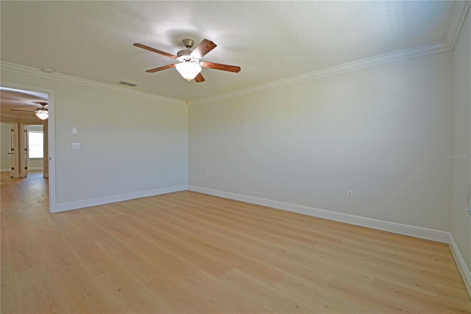 VERANDAH TWNHMS - Residential Lease