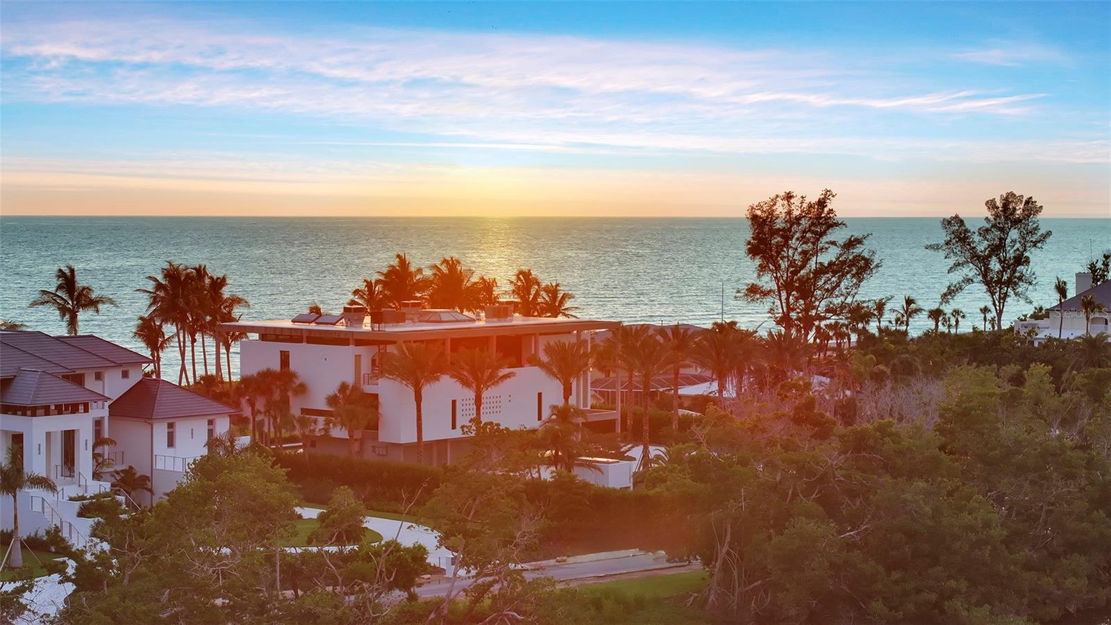 SANDERLING CLUB / SIESTA KEY - Residential