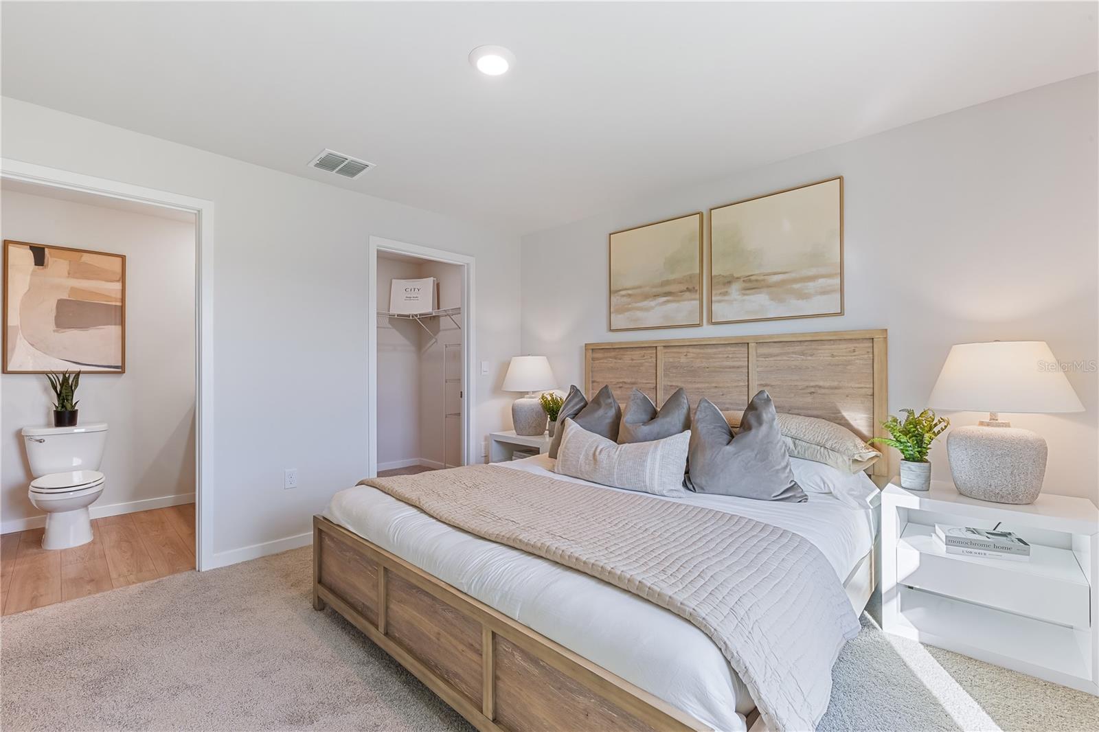 CENTRAL PARC - Residential