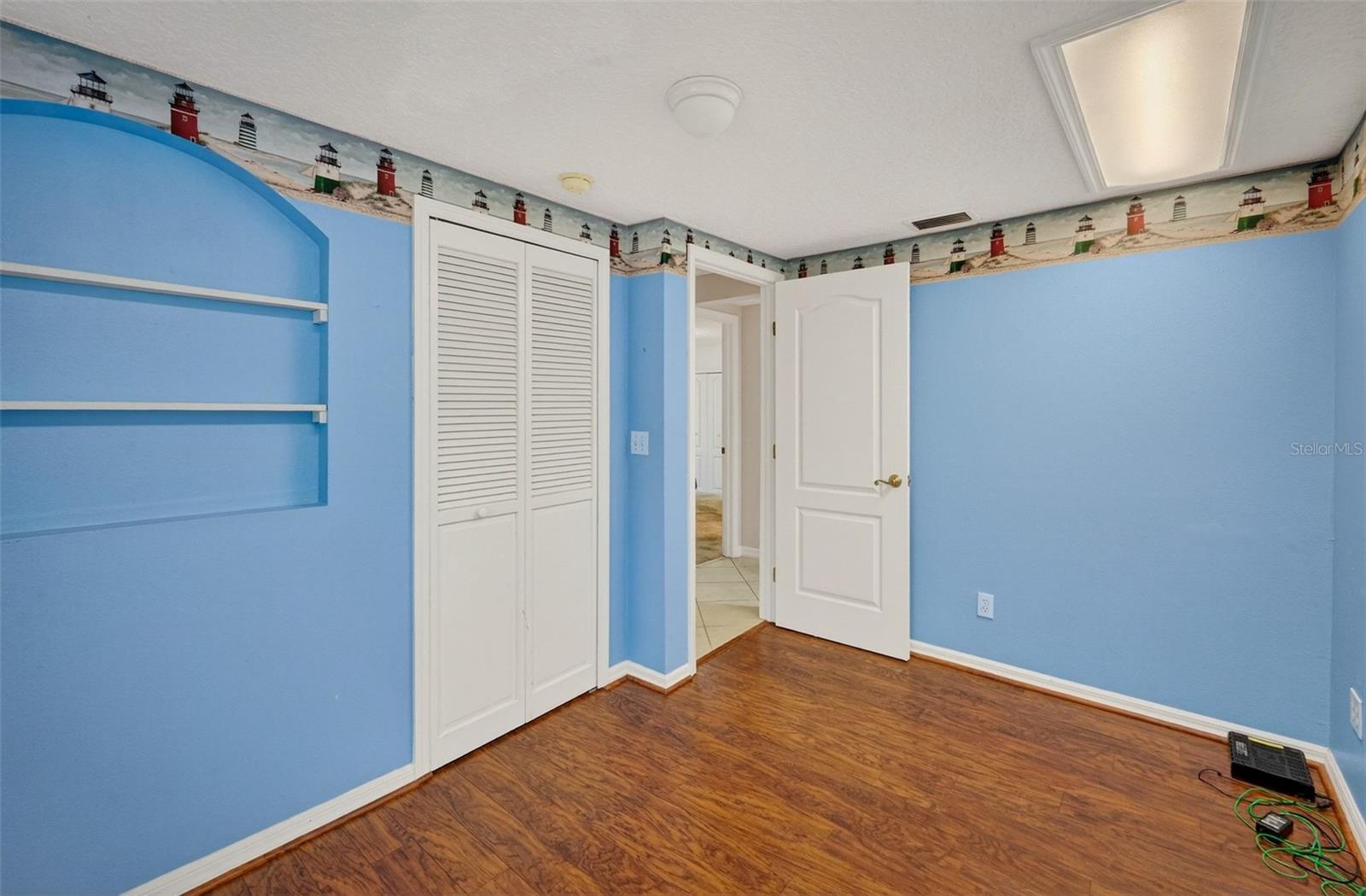 CEDAR STREET - Residential