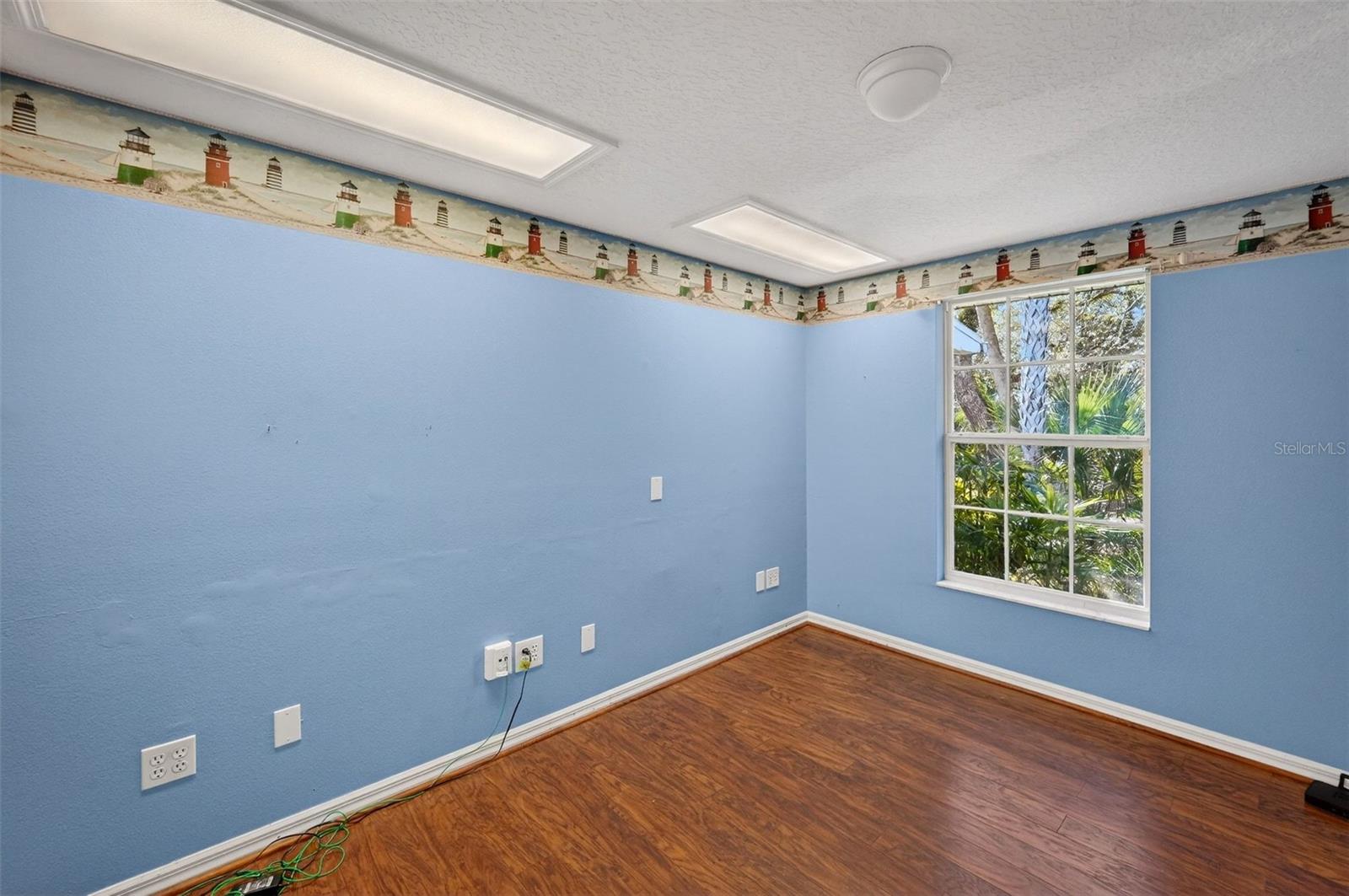 CEDAR STREET - Residential
