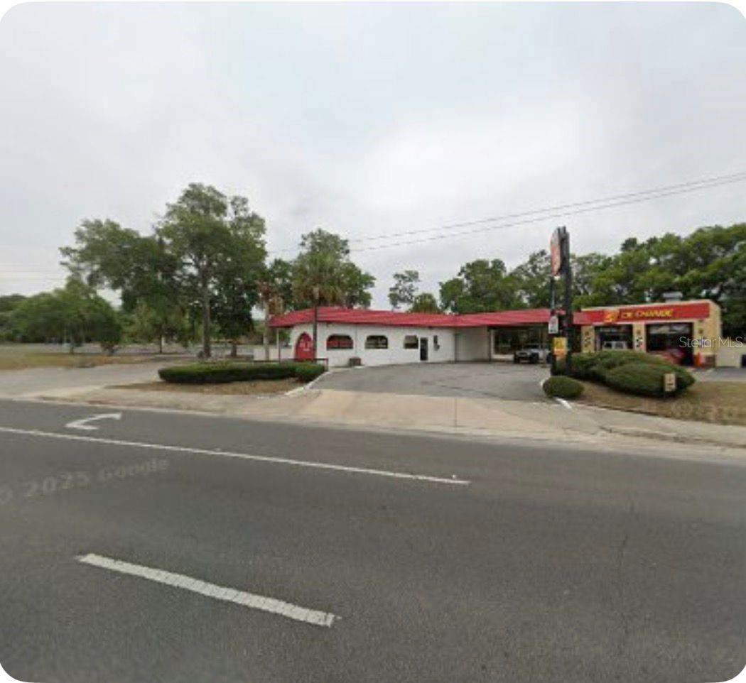 OCALA SQUARE - Commercial Sale