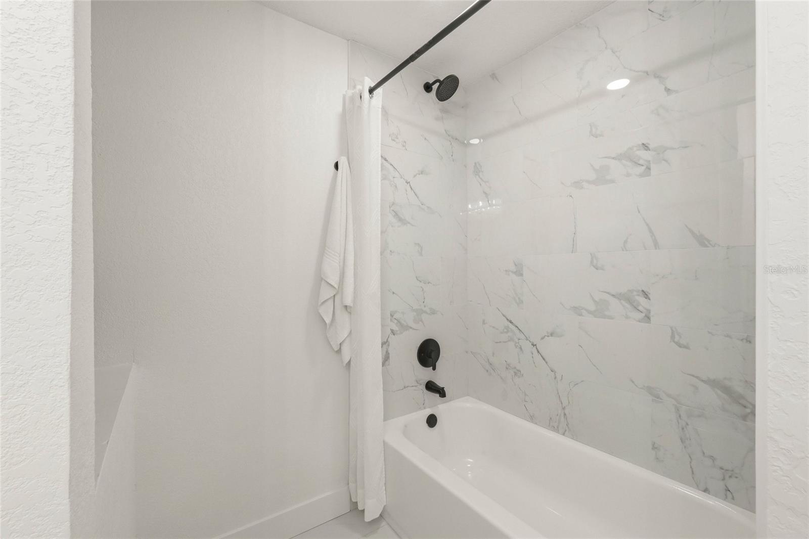 WATERFORD CROSSING PH II - Residential