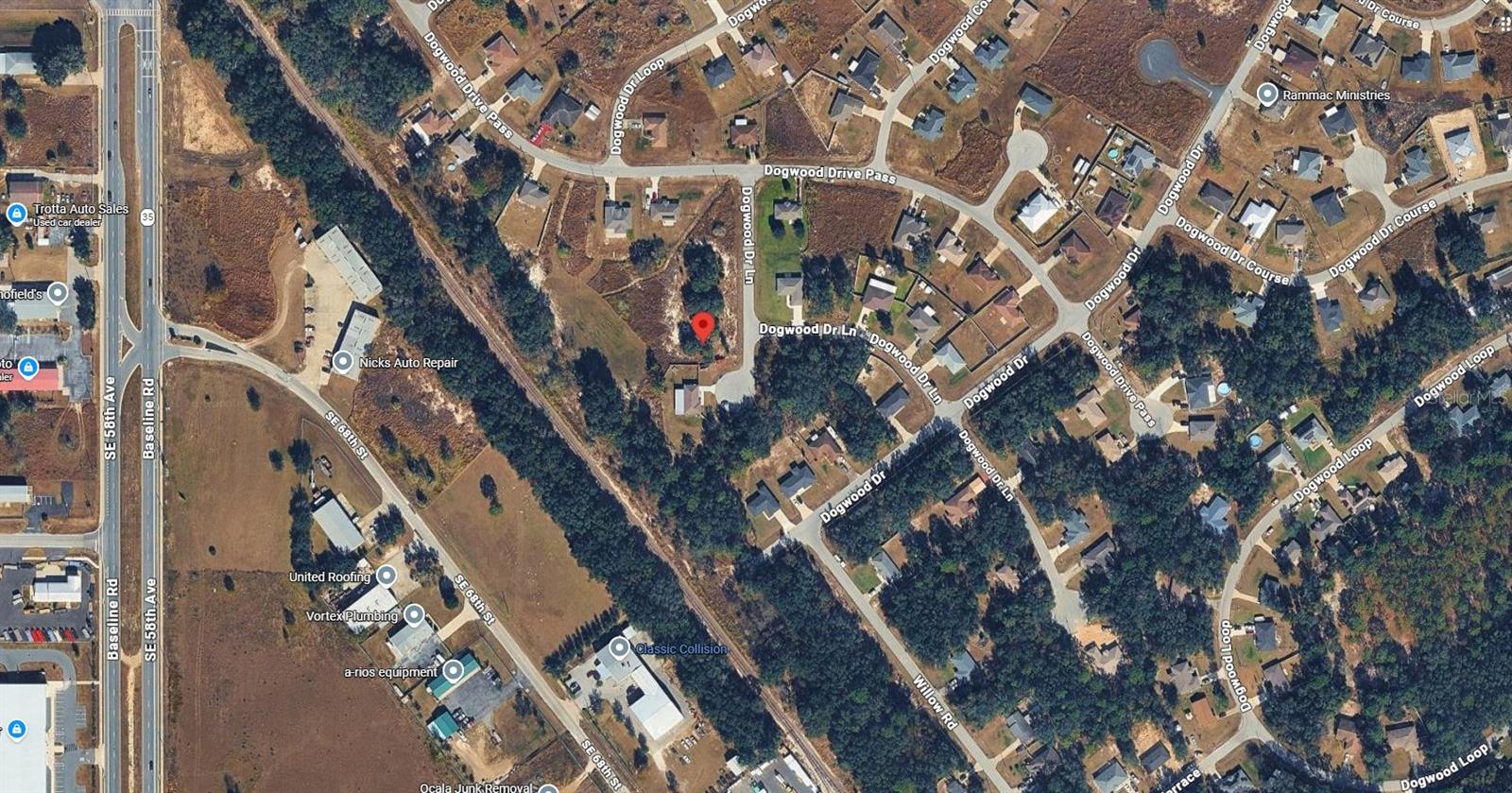 Main image without alt text