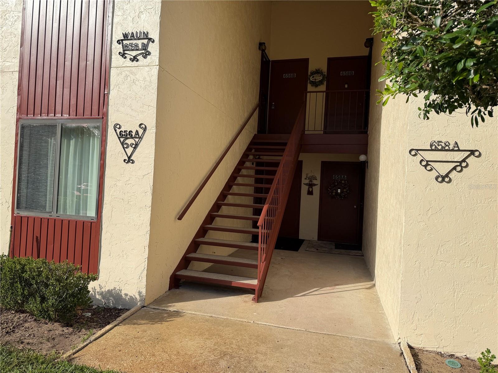 TWIN LAKES VILLAGE EAST - Residential