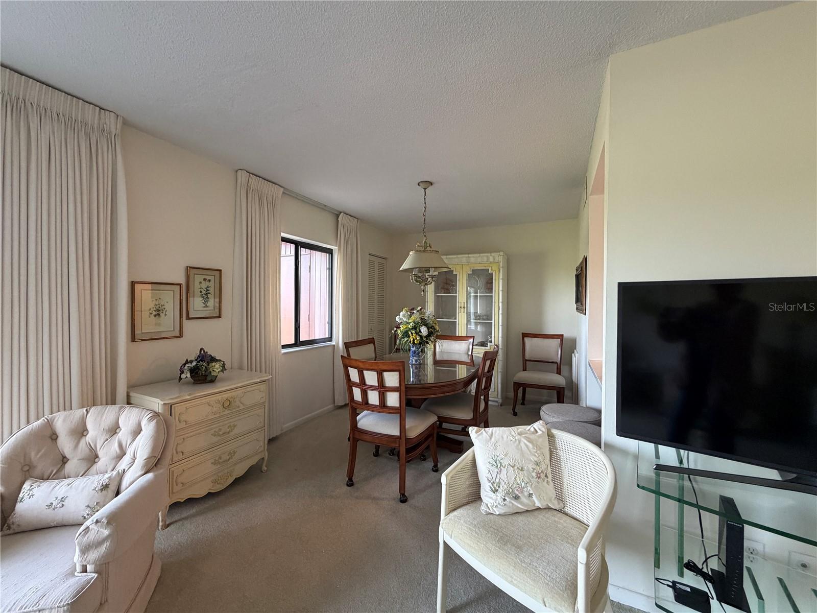 TWIN LAKES VILLAGE EAST - Residential