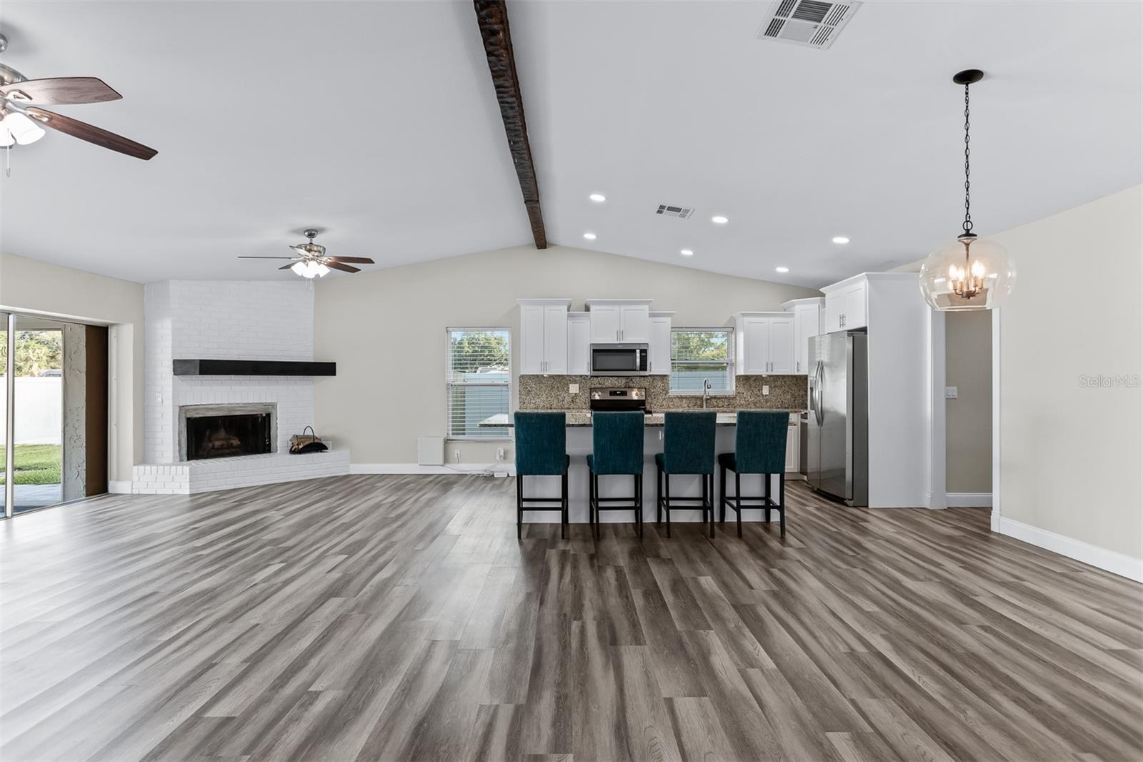 COUNTRYSIDE TR 8 UNIT TWO - Residential