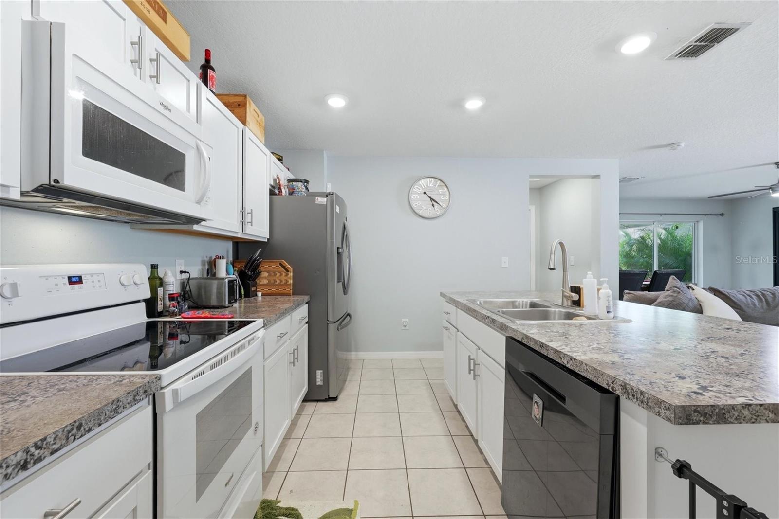 NORTH RIVER RANCH PH IB & ID EAST - Residential