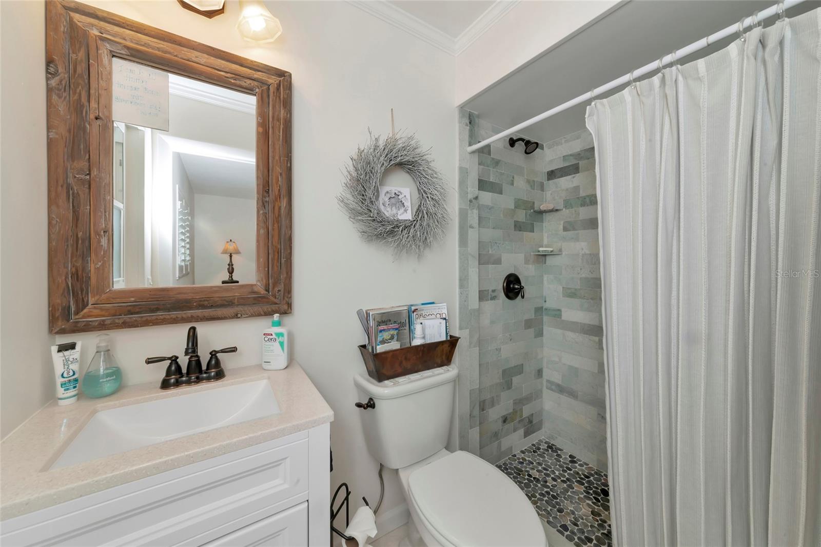 RIVER ISLES - Residential