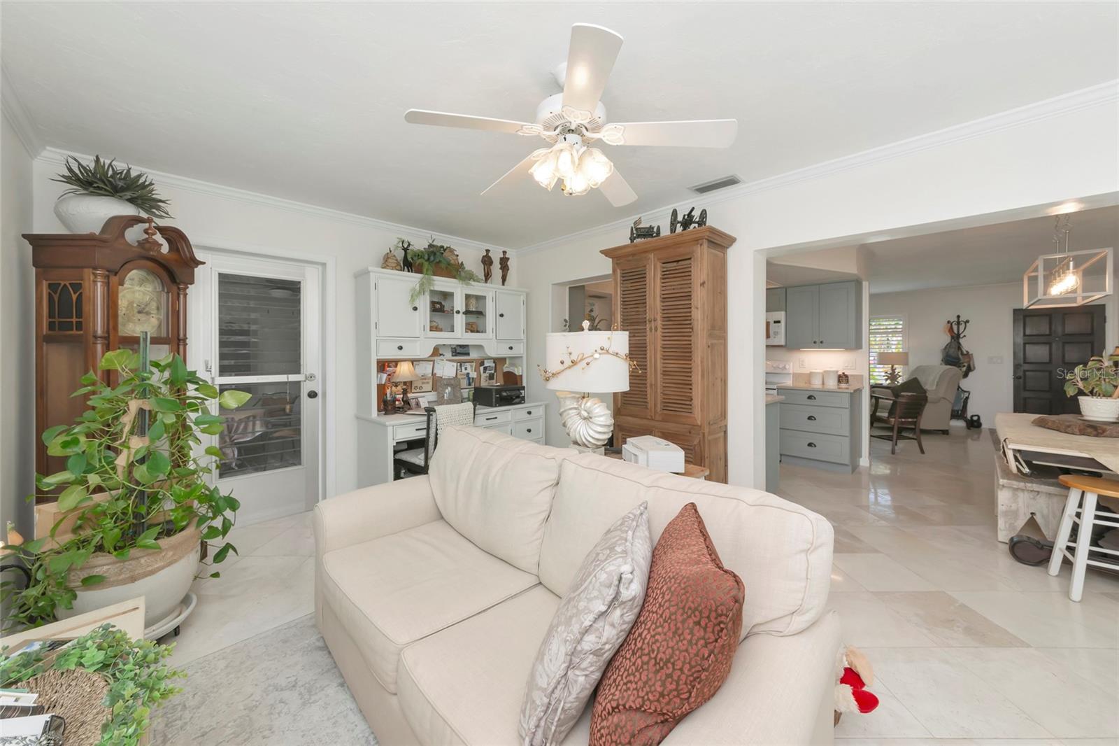 RIVER ISLES - Residential
