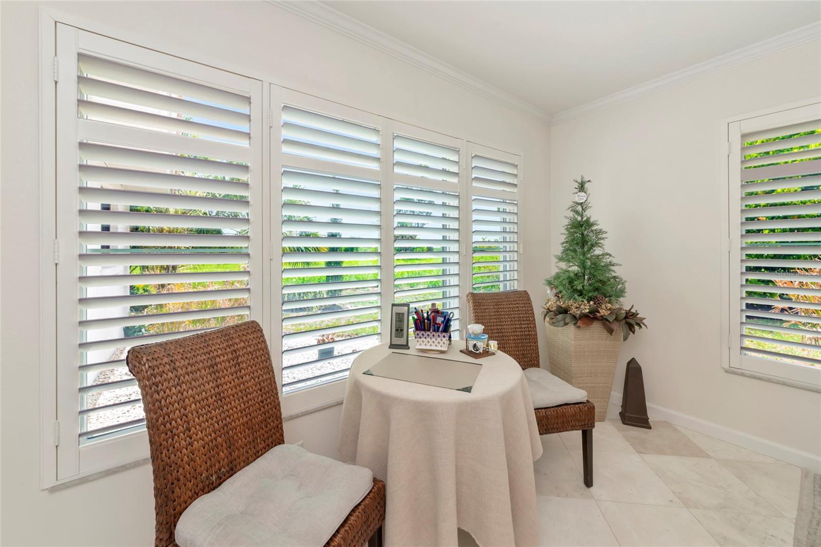 RIVER ISLES - Residential