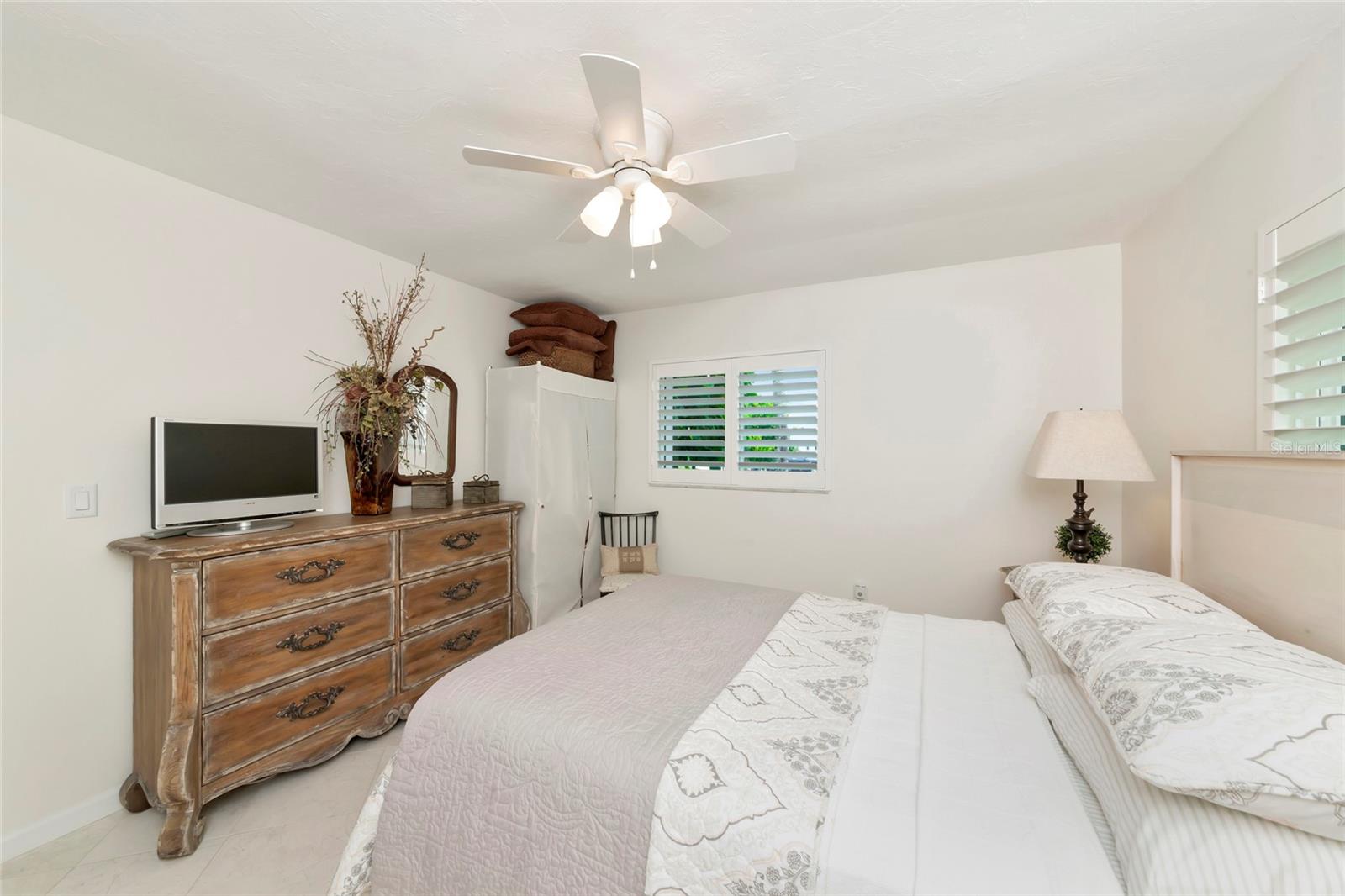 RIVER ISLES - Residential