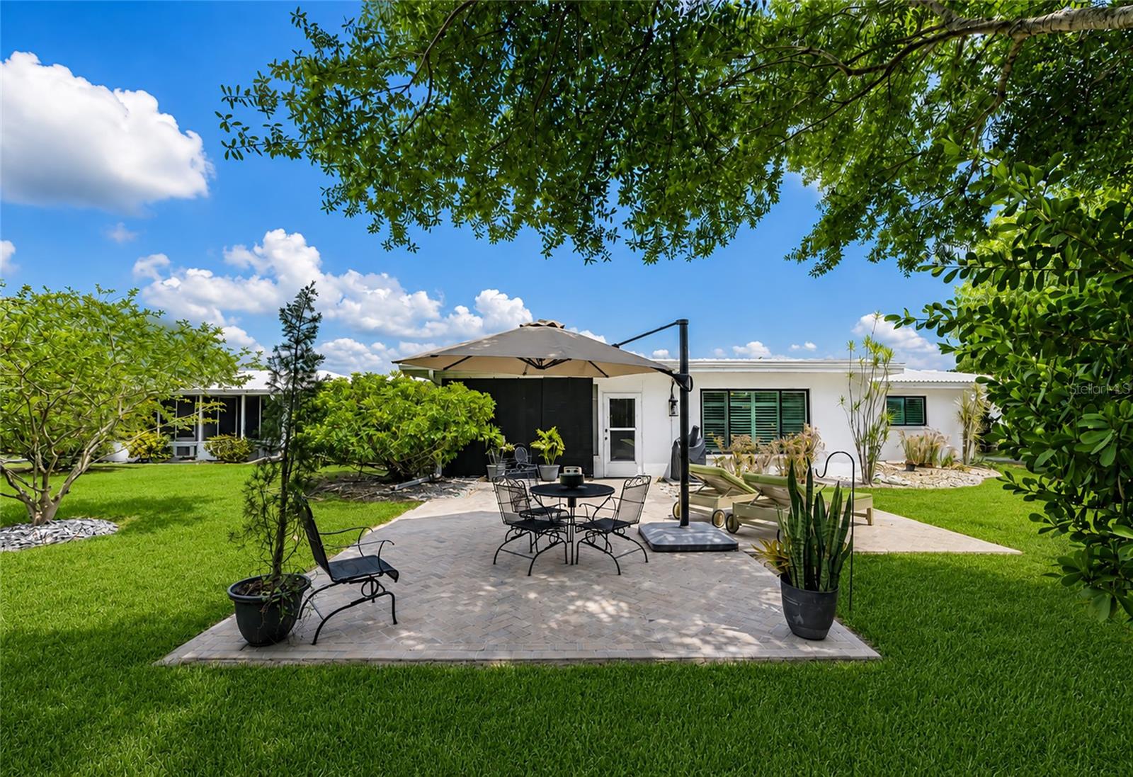 RIVER ISLES - Residential