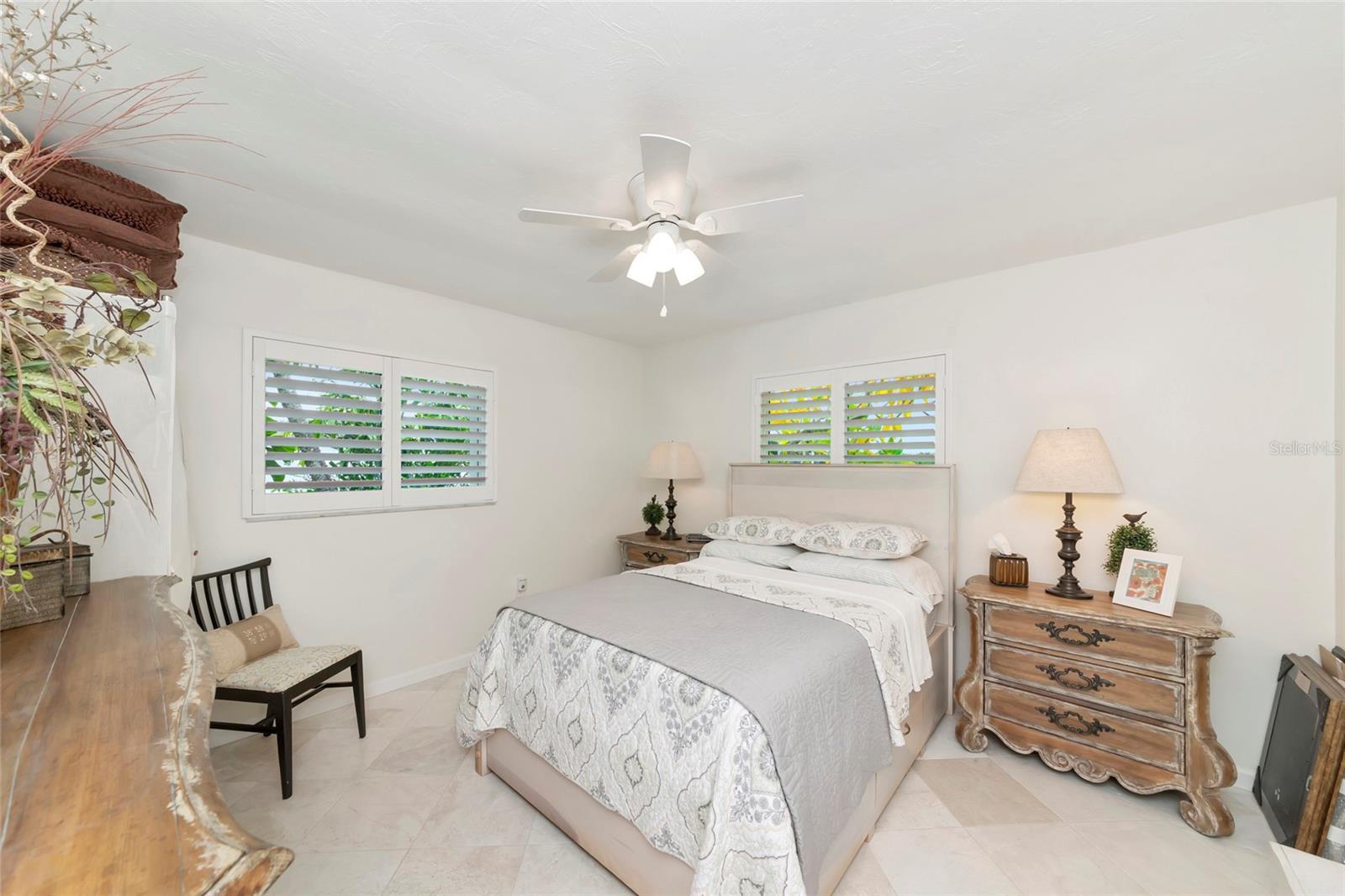 RIVER ISLES - Residential