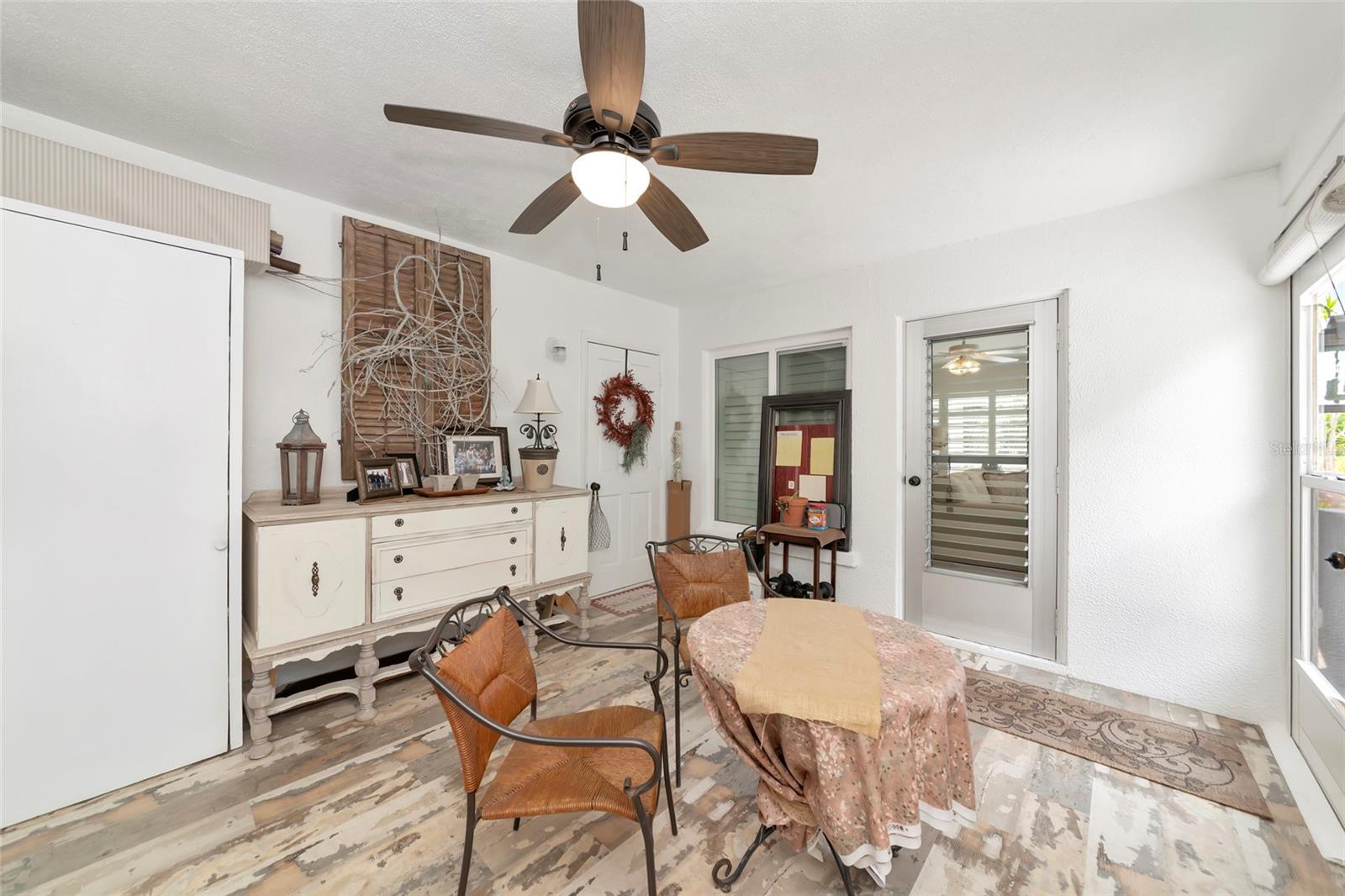 RIVER ISLES - Residential