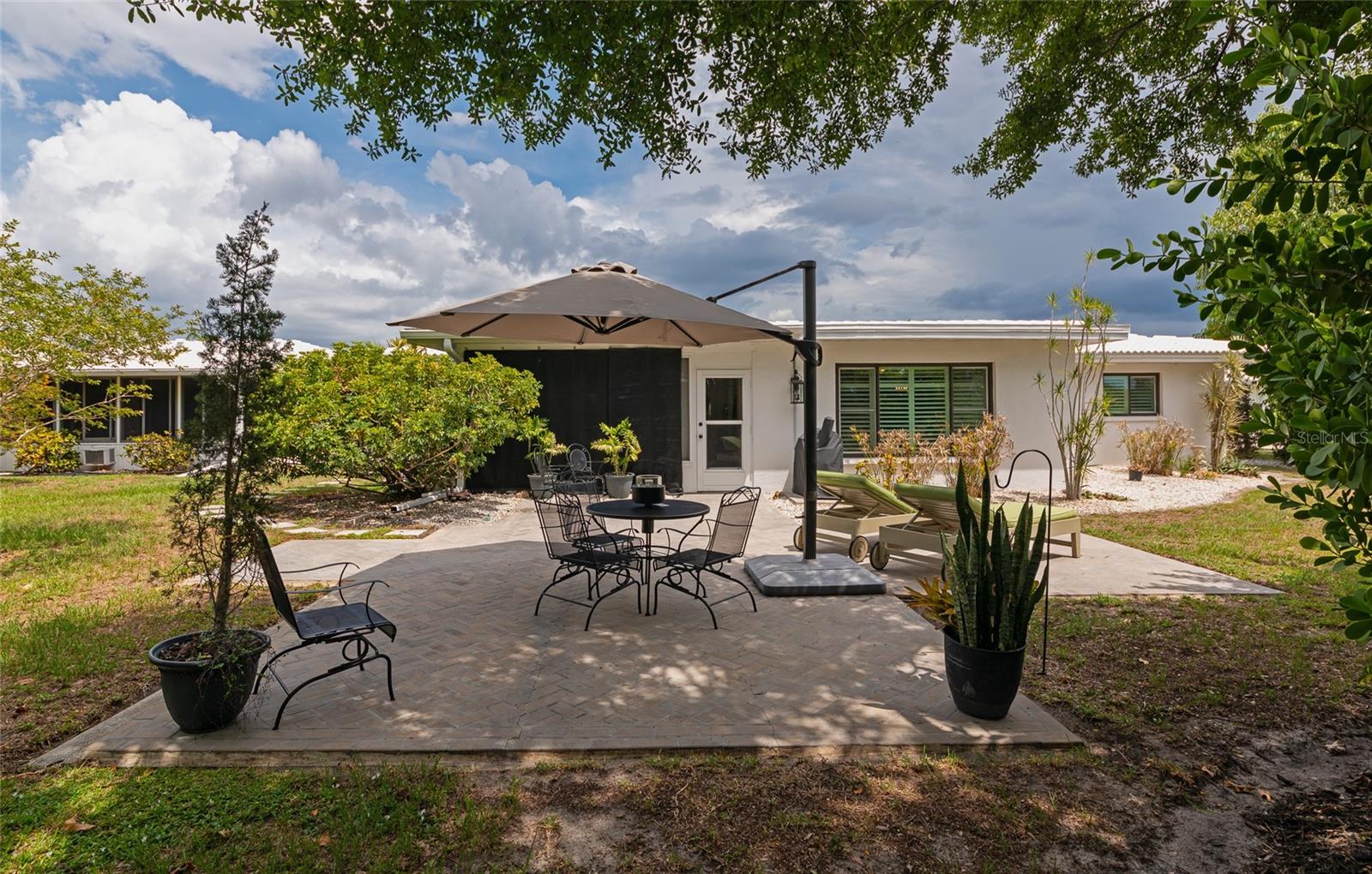 RIVER ISLES - Residential