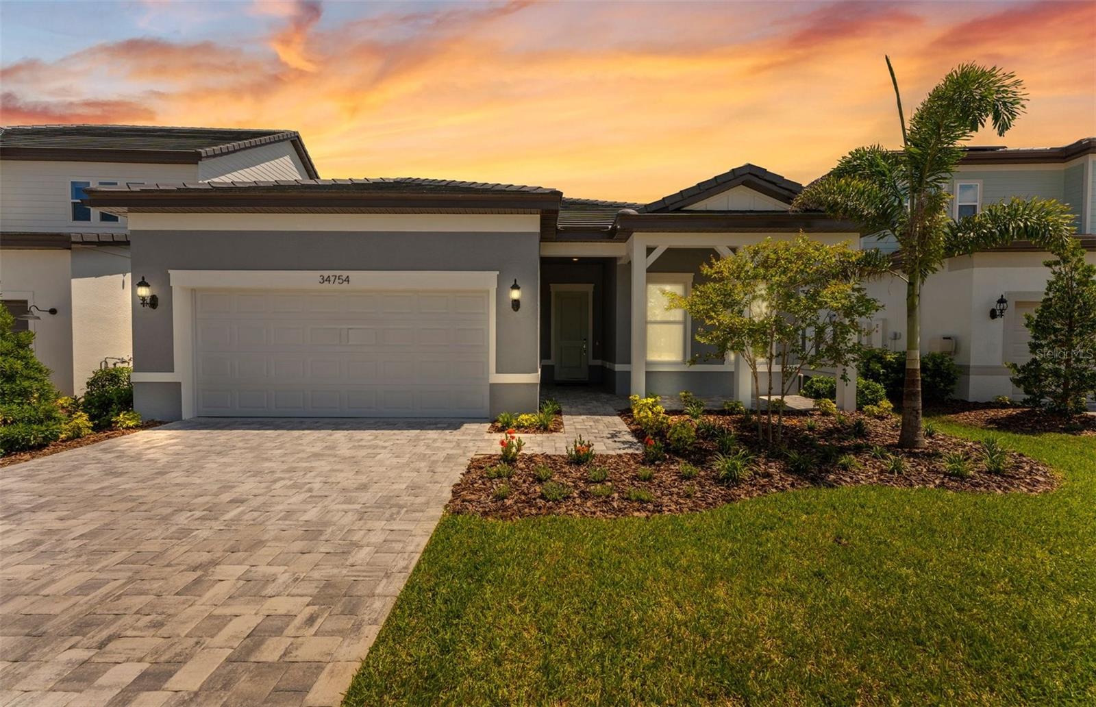 TWO RIVERS - Residential