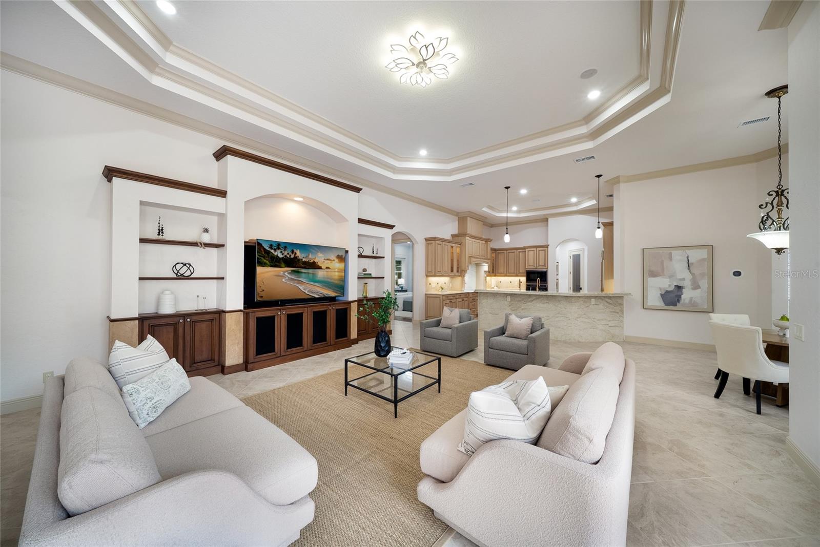LAKEWOOD RANCH COUNTRY CLUB - Residential