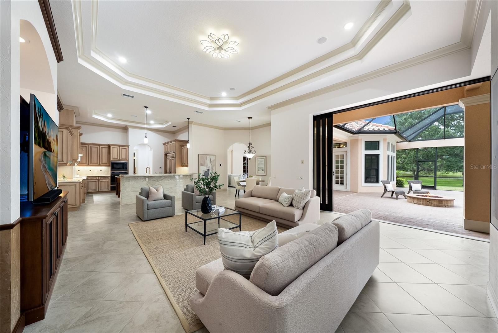 LAKEWOOD RANCH COUNTRY CLUB - Residential