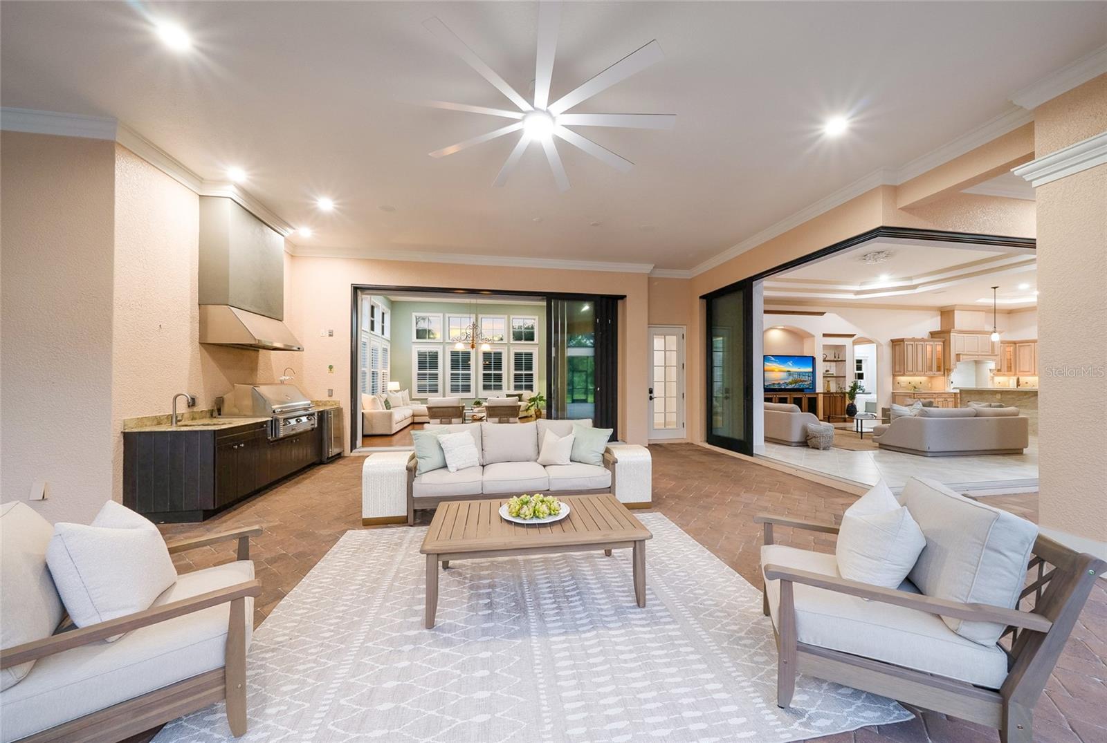 LAKEWOOD RANCH COUNTRY CLUB - Residential