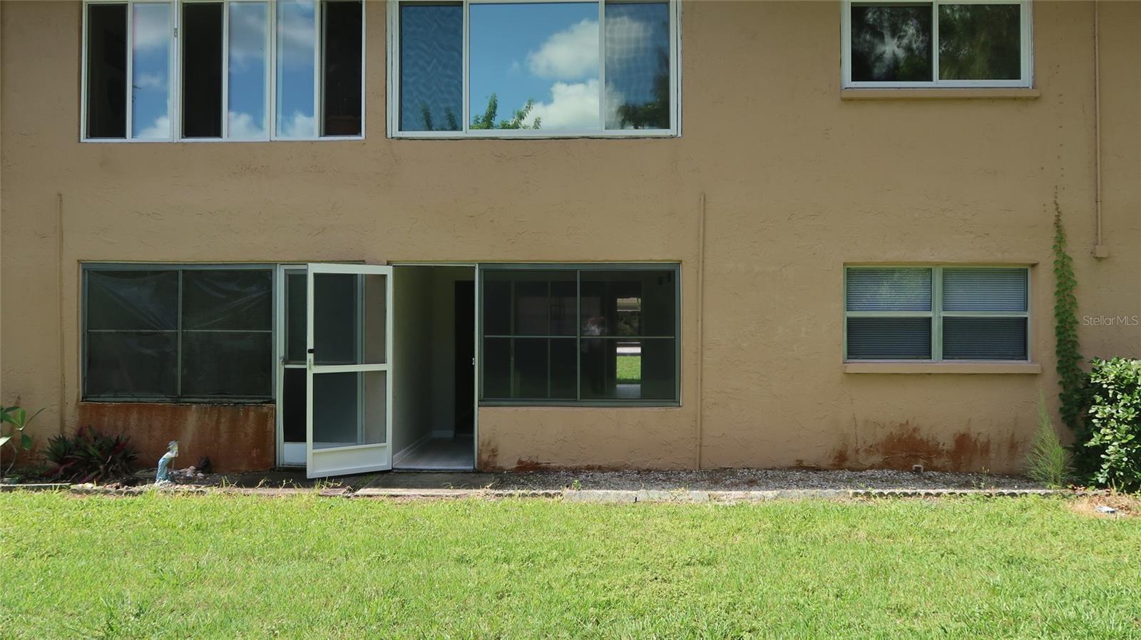 ROYAL PINES CONDO - Residential