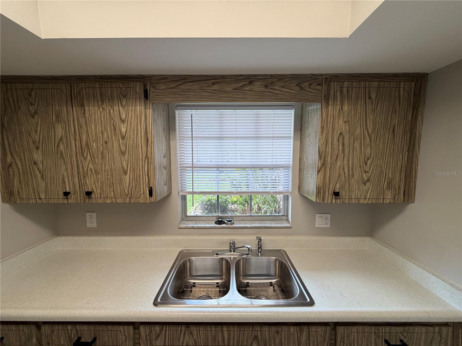 ROYAL PINES CONDO - Residential