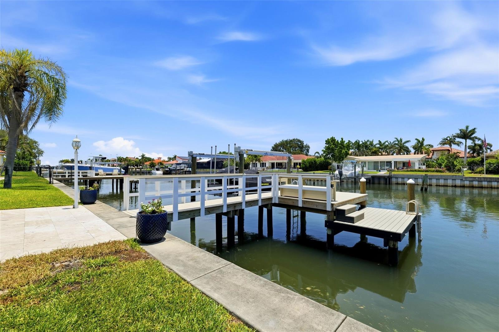 VENETIAN ISLES - Residential
