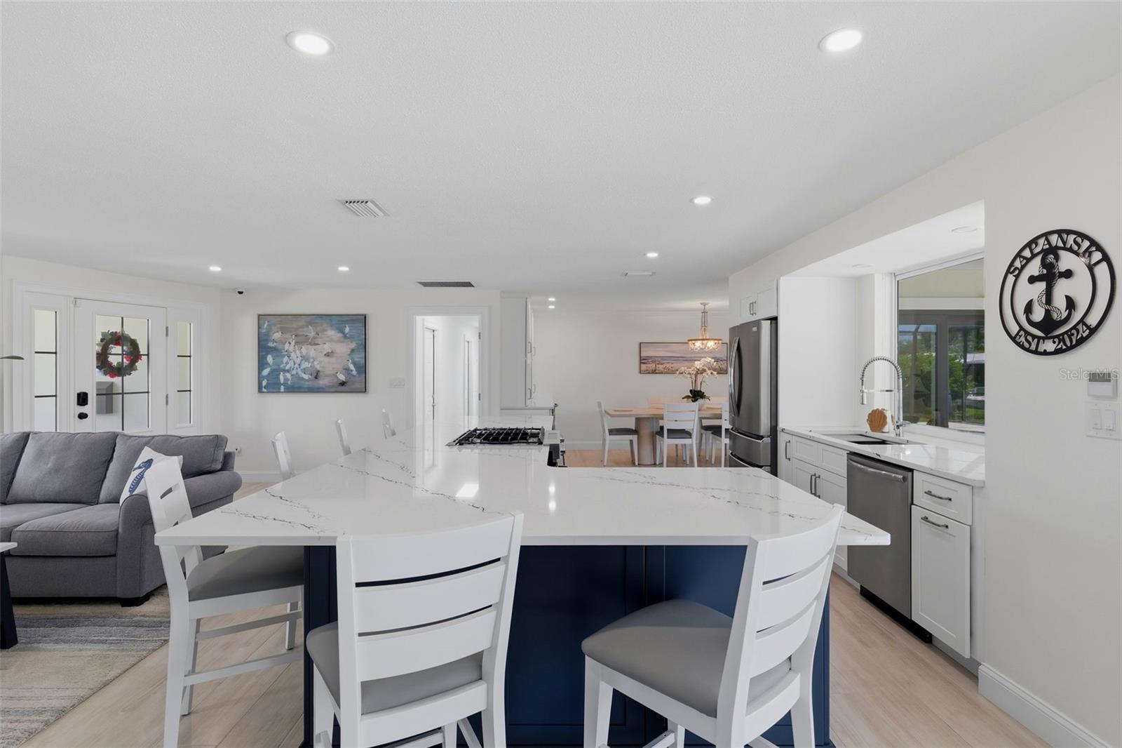 VENETIAN ISLES - Residential