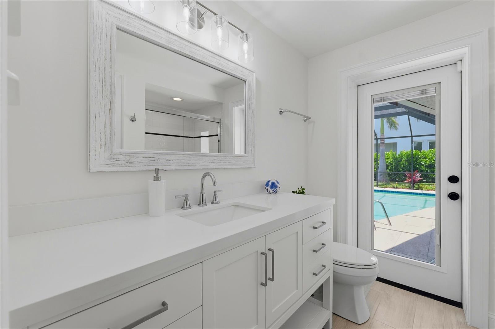 VENETIAN ISLES - Residential