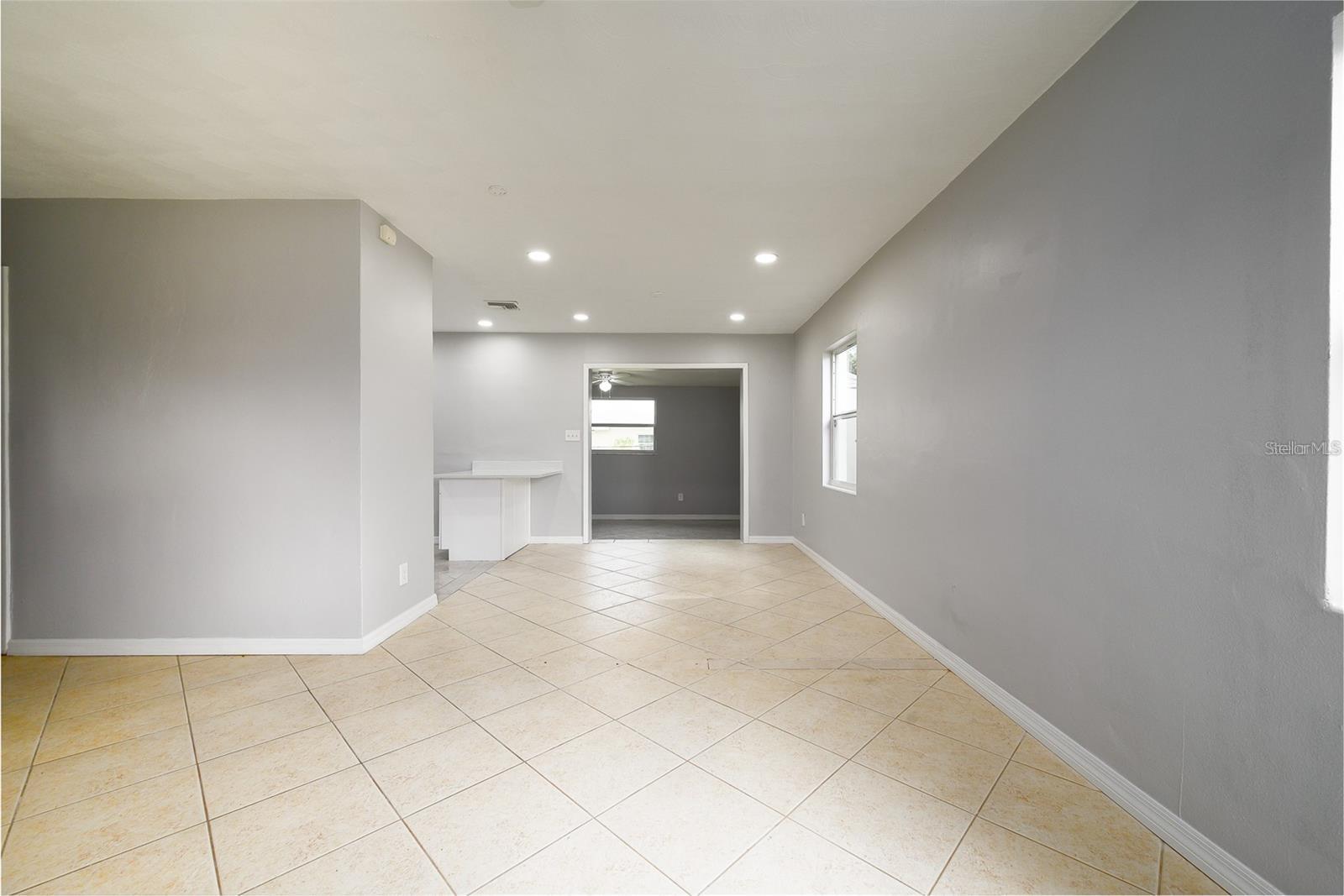 TANGELO PARK SEC 03 - Residential