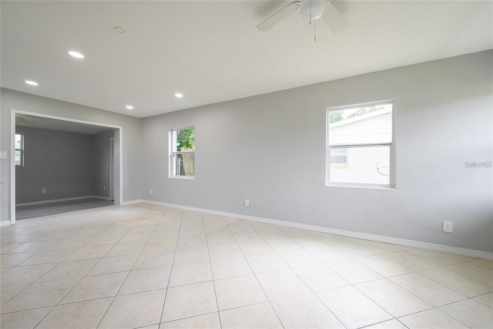 TANGELO PARK SEC 03 - Residential