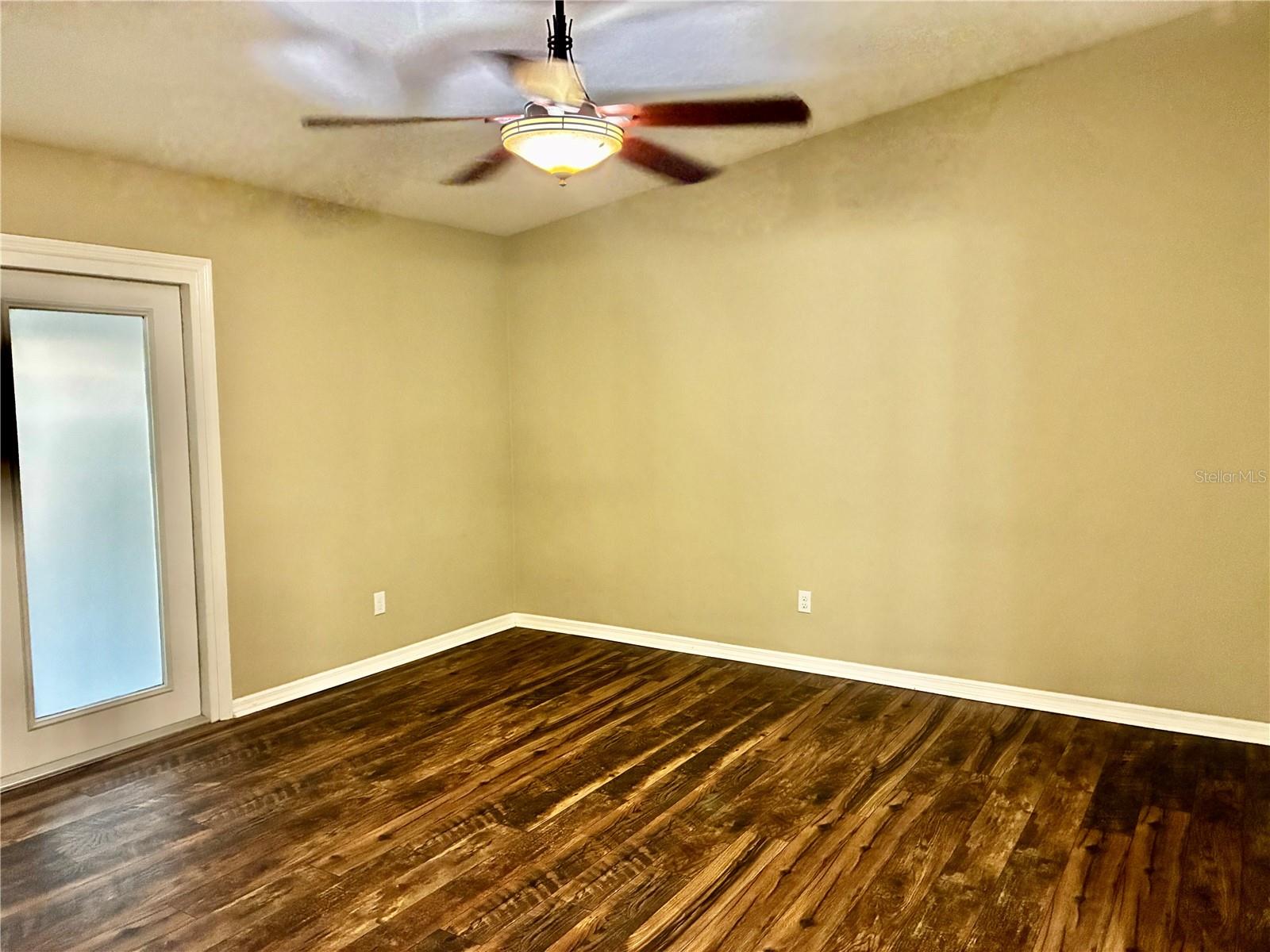 MILE RUN PH II UNIT B-1 - Residential
