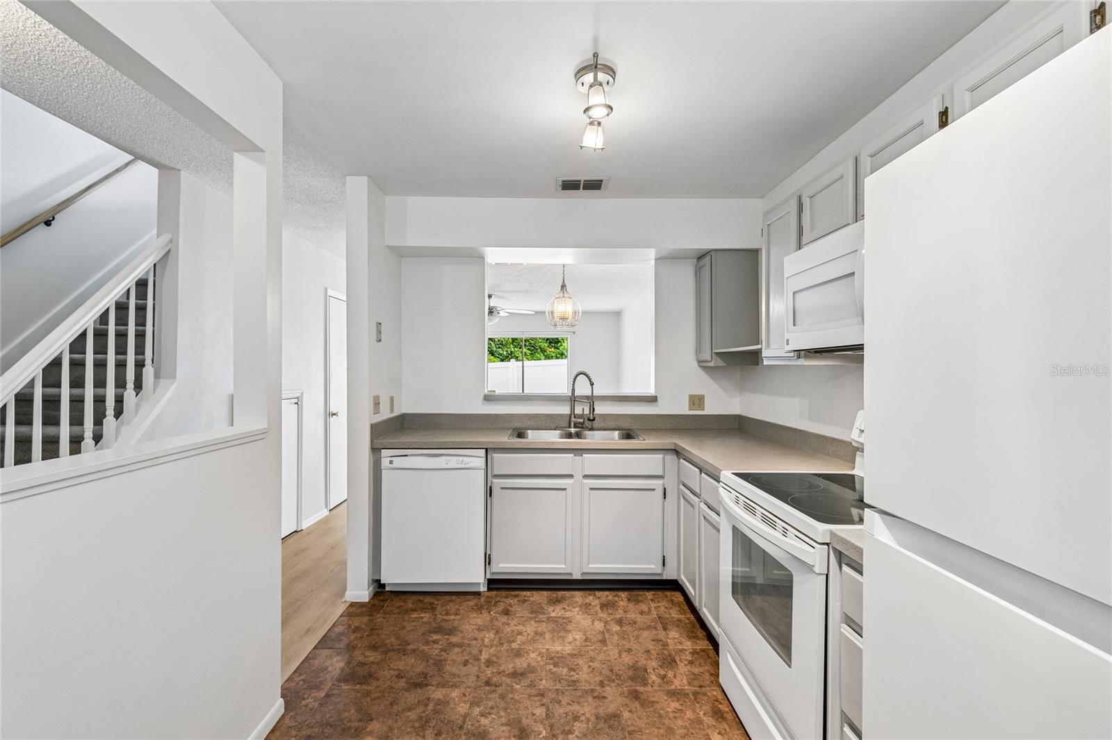 ARBORS AT HIDDEN LAKES - Residential