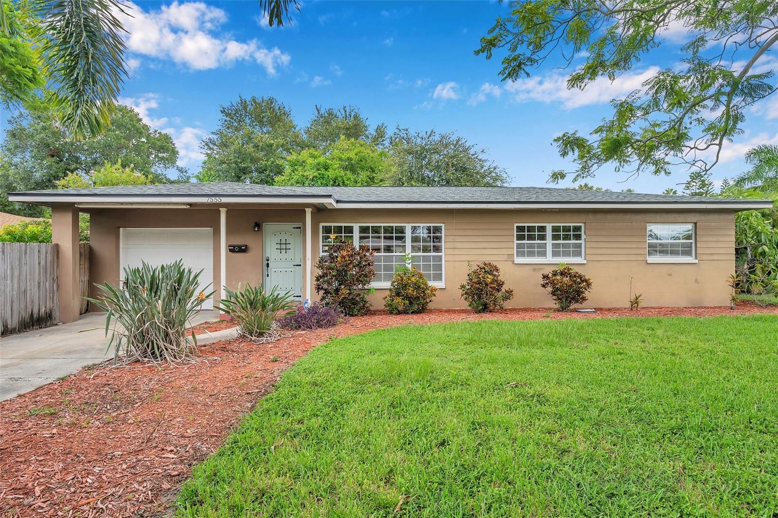 JUNGLE COUNTRY CLUB 4TH ADD - Residential