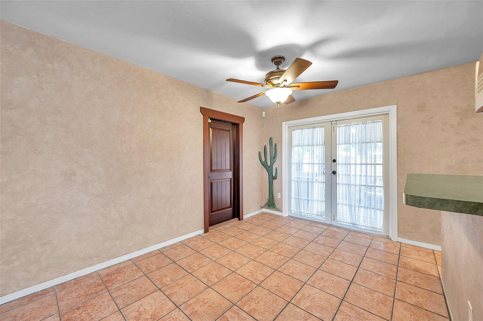 JUNGLE COUNTRY CLUB 4TH ADD - Residential